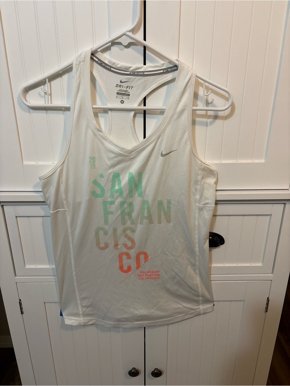 Nike Women’s 2015 San Francisco Half Marathon Dri-FIT Tank M Running Workout
